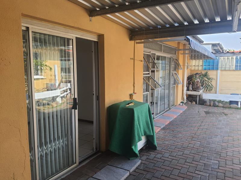 To Let 1 Bedroom Property for Rent in Sarepta Western Cape